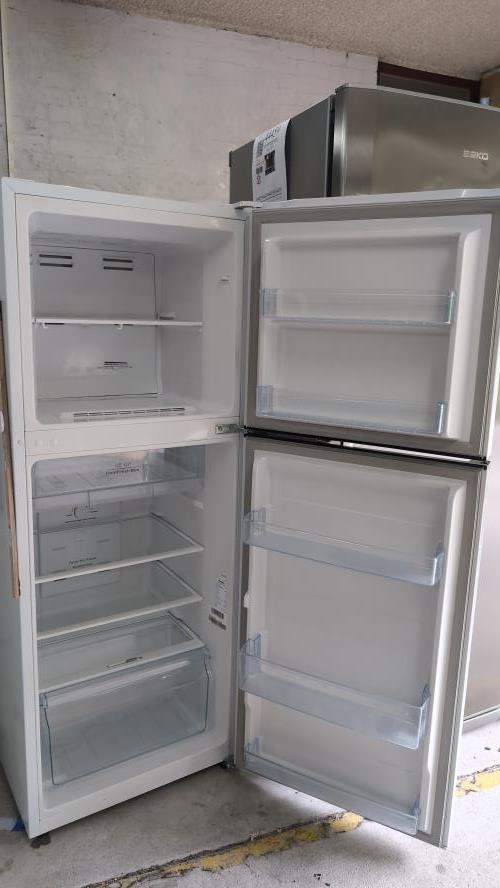 Second-hand Hisense 230L Top Mount Fridge - Photo 2)