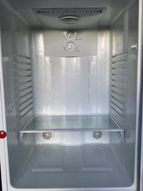 Second-hand Westinghouse 430L Bottom Mount Fridge - Photo 3)