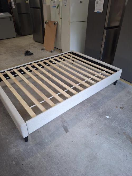 Second-hand Double Bed Frame - Photo 3)