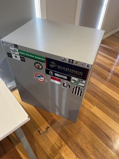 Second-hand Filing Cabinet - Photo 3)