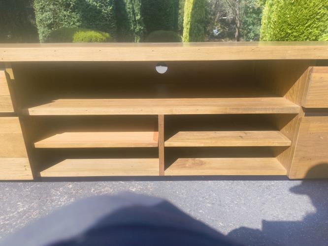 Second-hand Entertainment Unit - Photo 3)