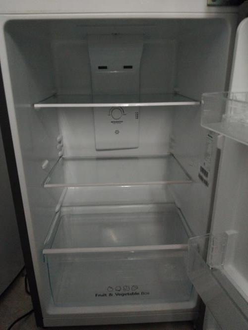 Second-hand Hisense 205L Top Mount Fridge - Photo 3)