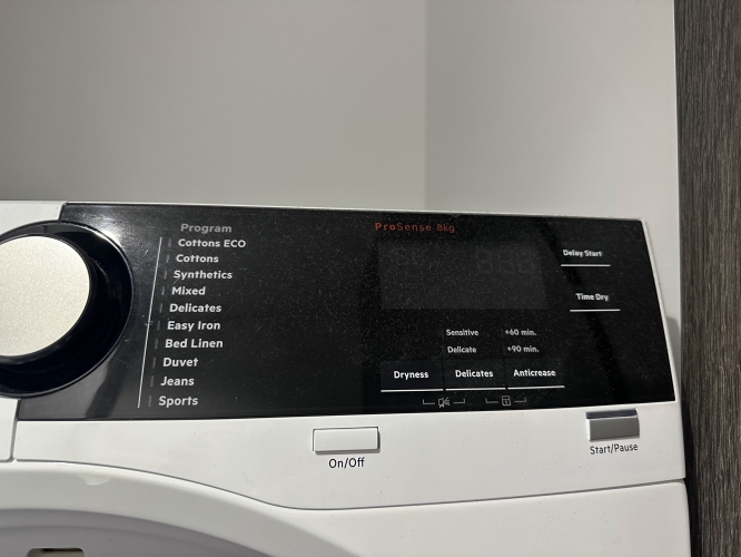 Second-hand AEG 8kg Dryer - Photo 3)