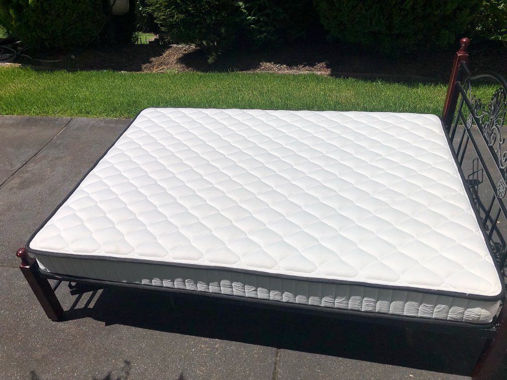 Double Spring Mattress (Bedframe not included) - Photo 3)