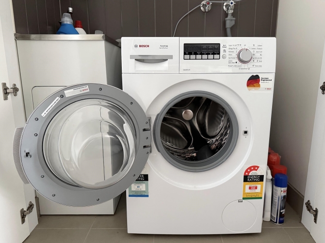 Second-hand Bosch 7kg Front Load Washing Machine - Photo 3)