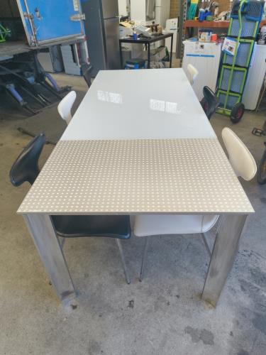 Second-hand Extendable Dining Table with 6 Chairs - Photo 3)