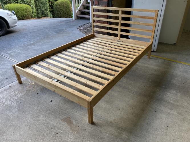 Second-hand Double Bed Frame - Photo 3)