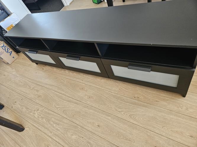 Second-hand Entertainment Unit - Photo 3)