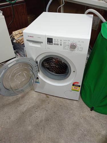 Second-hand Bosch 7kg Front Load Washing Machine - Photo 3)