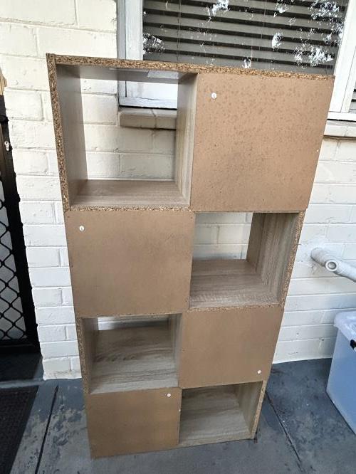Second-hand 8 Cube Shelf Unit - Photo 3)