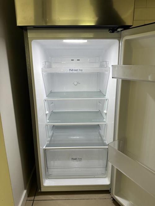 Second-hand LG 243L Top Mount Fridge - Photo 3)