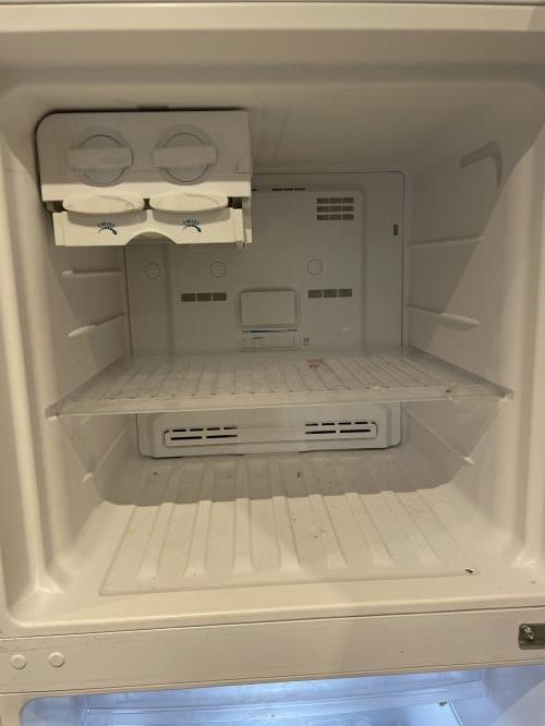 Second-hand Westinghouse 275L Top Mount Fridge - Photo 3)