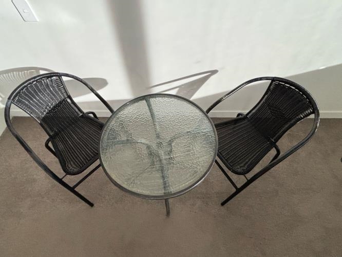 Second-hand Outdoor Table with 2 Chairs - Photo 3)