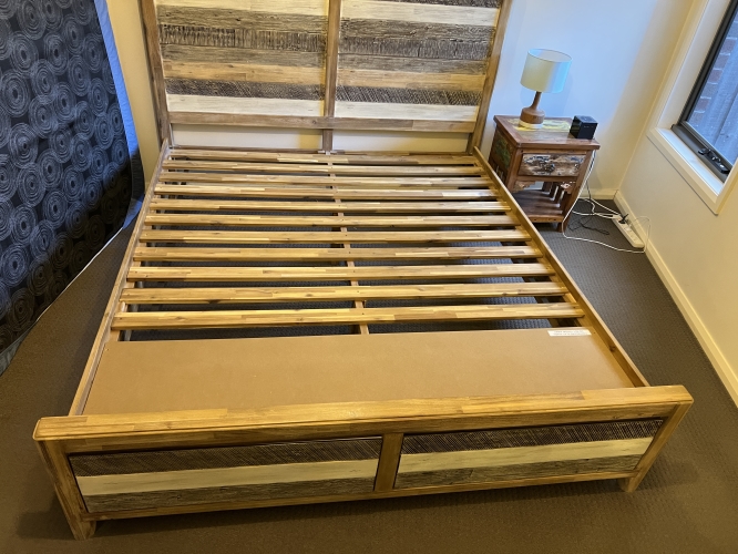 Second-hand King Size Bed Frame with Storage Drawers - Photo 3)