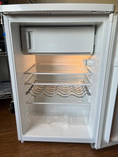 Second-hand Westinghouse 122L Fridge - Photo 3)