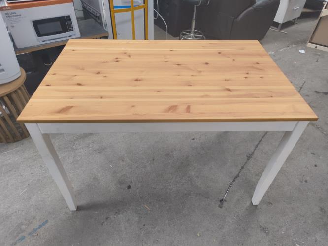 Second-hand Dining Table with 4 Chairs - Photo 3)