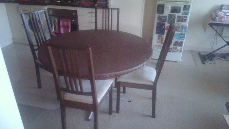 Second-hand Dining Table with 4 Chairs - Photo 3)