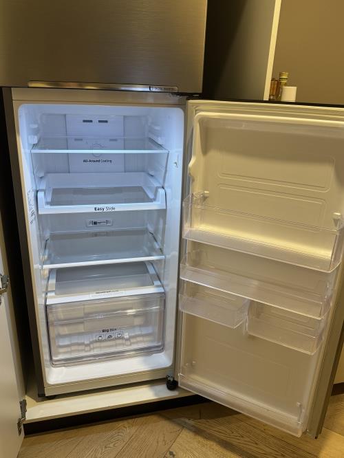 Second-hand Samsung 270L Top Mount Fridge - Photo 3)