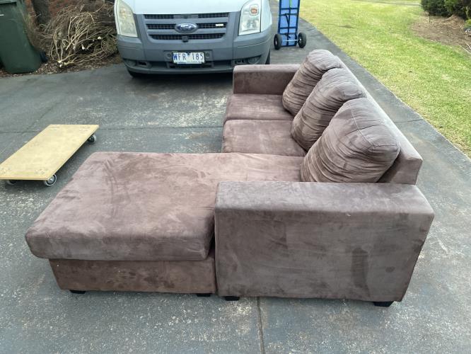 Second-hand L-Shape Couch - Photo 3)