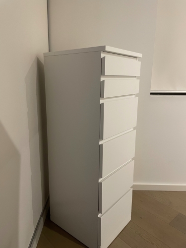 Second-hand Malm Chest of 6 Drawers with Mirror - Photo 3)