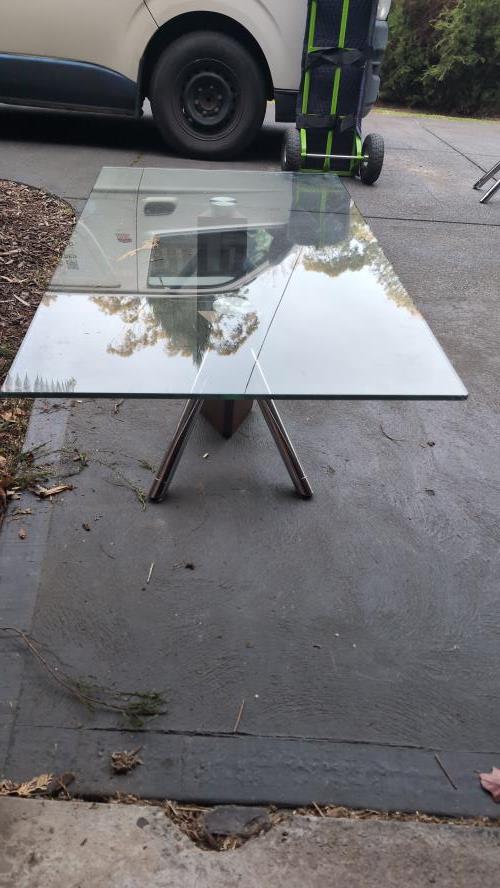Second-hand Coffee Table - Photo 3)