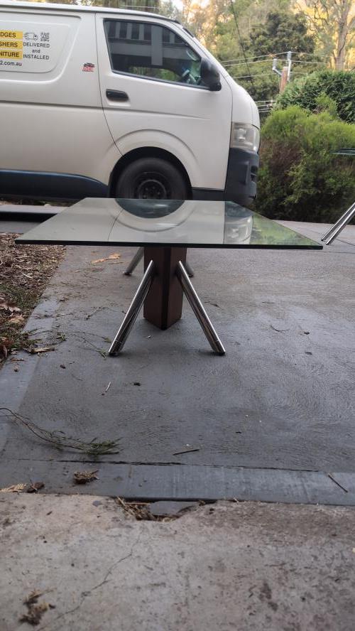 Second-hand Coffee Table - Photo 3)