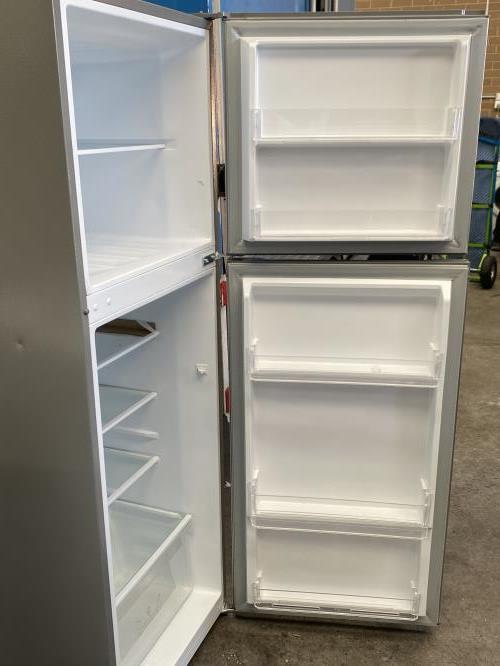 Second-hand Esatto 236L Top Mount Fridge - Photo 3)