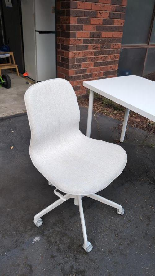 Second-hand Study Table and Chair - Photo 3)