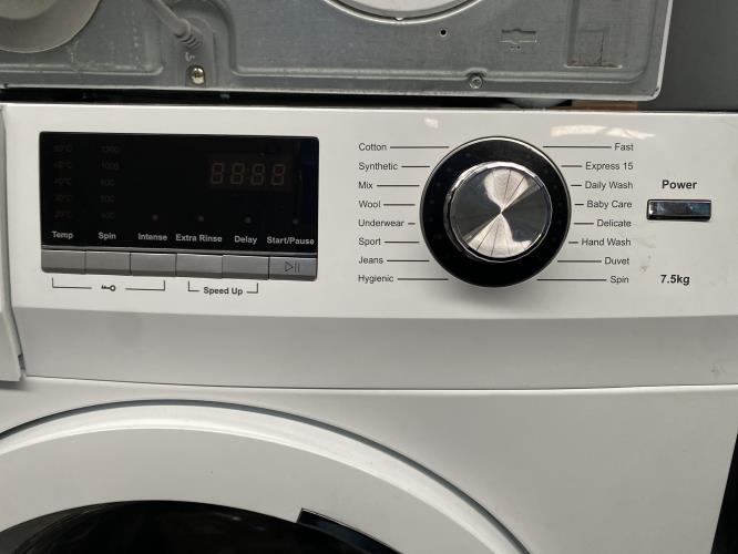 Second-hand Haier 7.5kg Front Load Washing Machine - Photo 3)