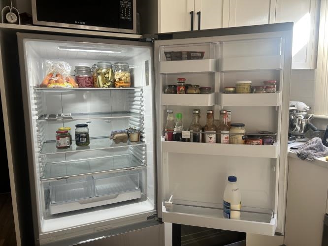 Second-hand Fisher & Paykel 442L Bottom Mount Fridge - Photo 3)