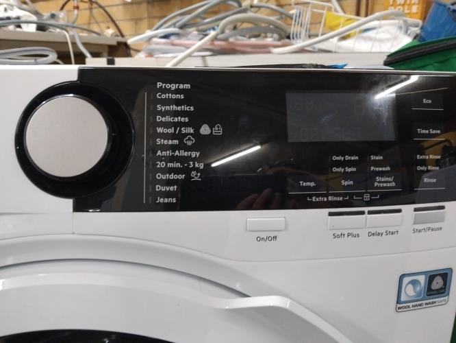 Second-hand AEG 8kg Front Load Washing Machine - Photo 3)