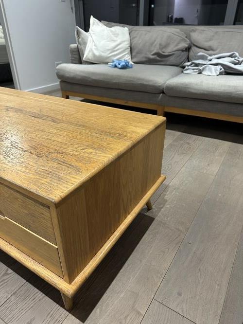 Second-hand Coffee Table - Photo 3)