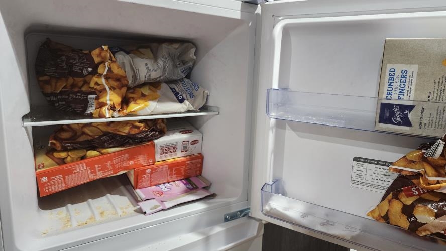 Second-hand Euromaid 269L Top Mount Fridge - Photo 3)