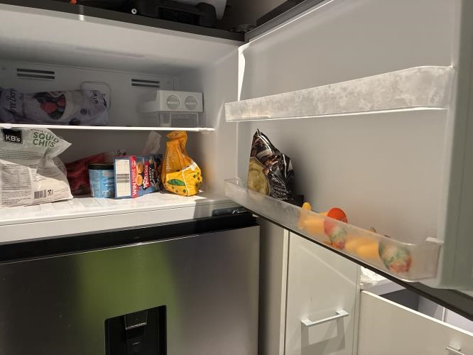 Second-hand Hisense 496L Top Mount Fridge - Photo 3)