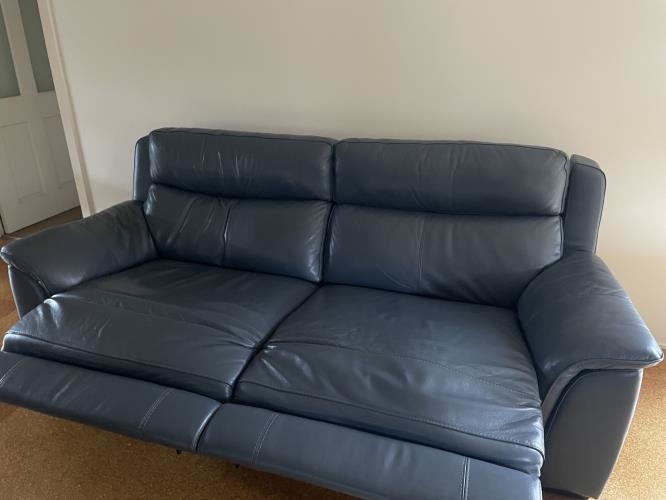 Second-hand Electric Recliner Couch - Photo 3)