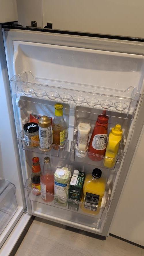 Second-hand LG 254L Top Mount Fridge - Photo 3)