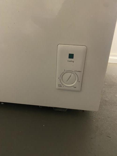 Second-hand Westinghouse 142L Freezer - Photo 3)