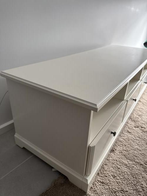 Second-hand IKEA Entertainment Unit - Photo 3)