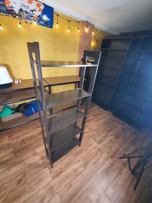 Second-hand IKEA Bookshelf - Photo 3)