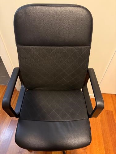 Second-hand IKEA Office Swivel Chair - Photo 3)