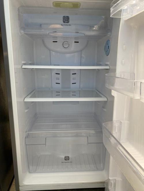 Second-hand Samsung 296L Top Mount Fridge - Photo 3)