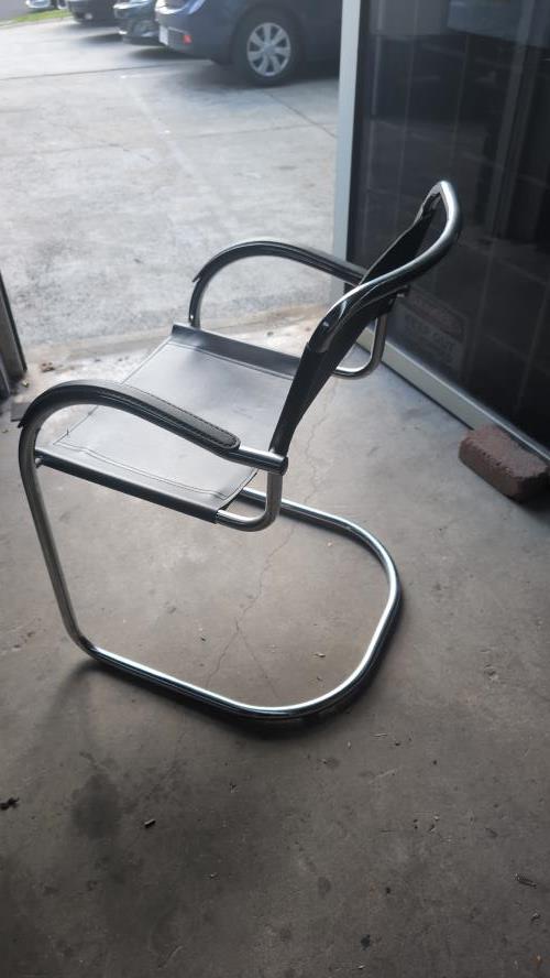 Second-hand Chair - Photo 3)