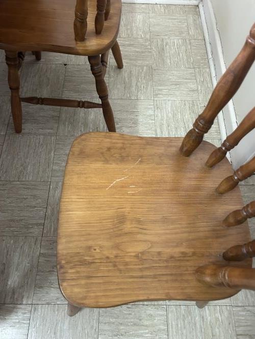 Second-hand Dining Table with 6 Chairs - Photo 3)