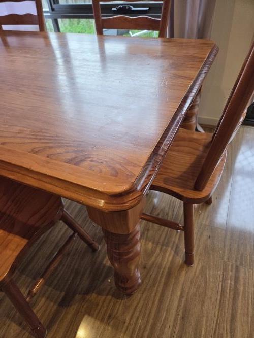 Second-hand Dining Table with 6 Chairs - Photo 3)