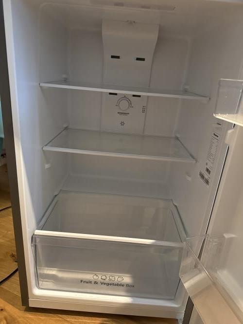 Second-hand Hisense 205L Top Mount Fridge - Photo 3)