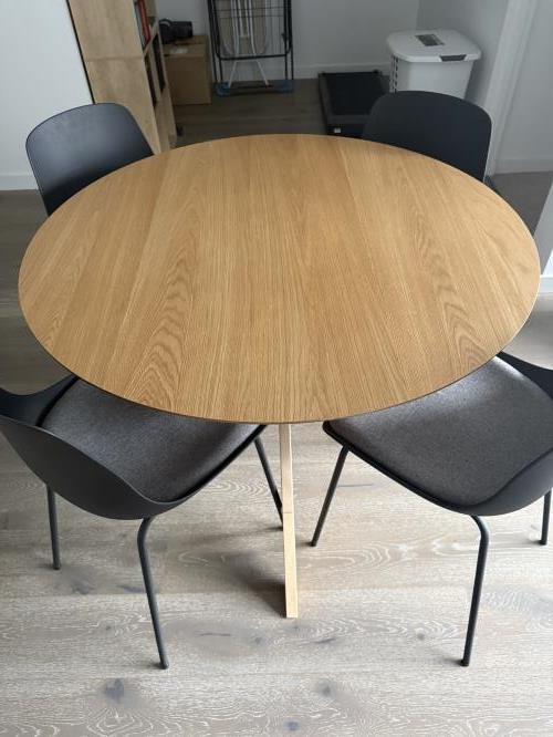 Second-hand Dining Table with 4 Chairs - Photo 3)
