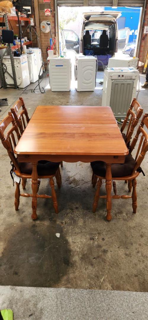 Second-hand Extendable Dining Table with 4 Chairs - Photo 3)