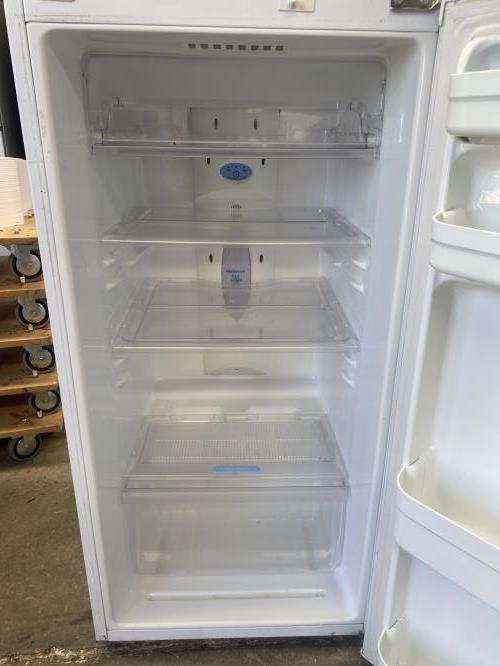 Second-hand LG 253L Top Mount Fridge - Photo 3)