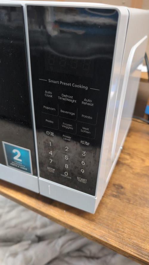 Second-hand Hisense Microwave - Photo 3)