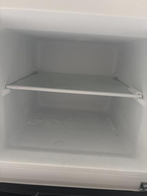 Second-hand Chiq 118L Top Mount Fridge - Photo 3)